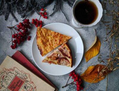 photo of pizza near coffee