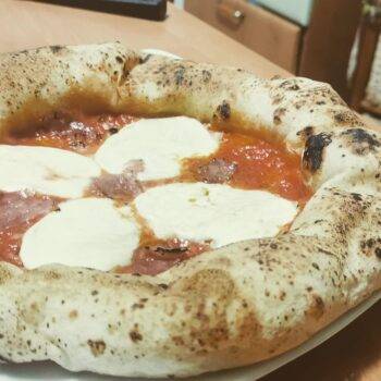Pizza napoletana fatta in casa lievitazione 24 ore