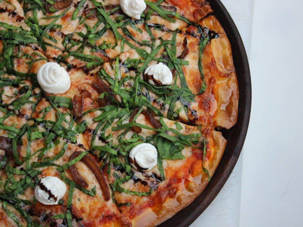 Pizza tonda fatta in casa
