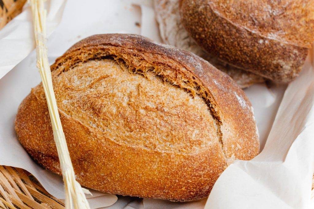 Pane fatto in casa veloce con lievito secco