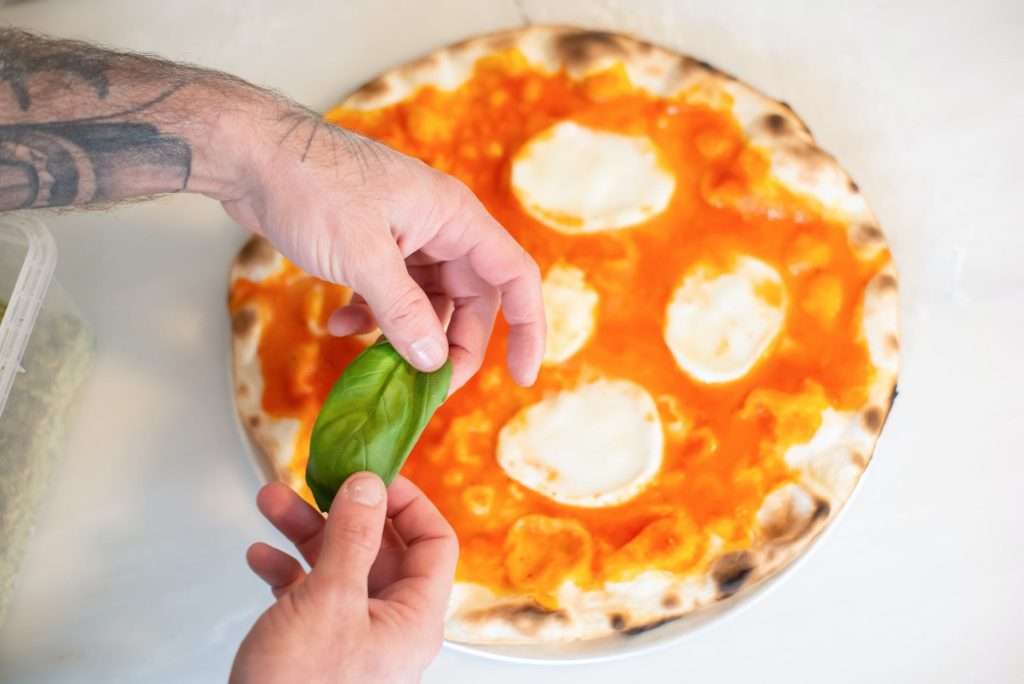 Pizza con lievito di birra fatta in casa