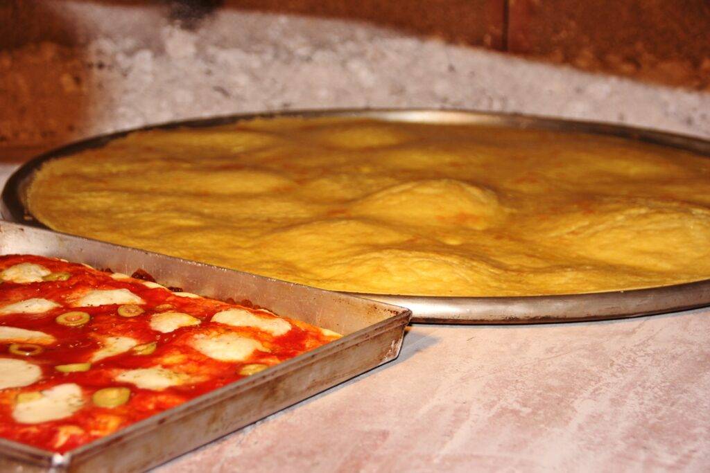Ricetta pizza con farina di ceci fatta in casa