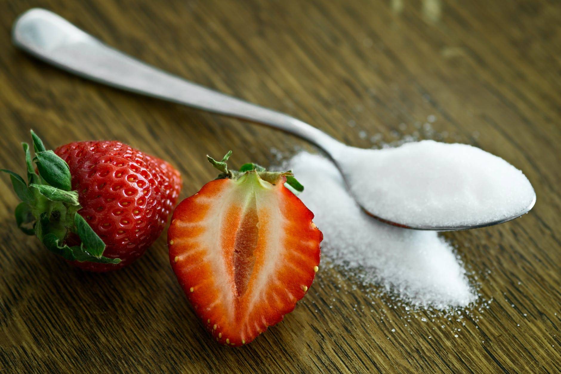 100 grammi di zucchero quanti cucchiai sono?